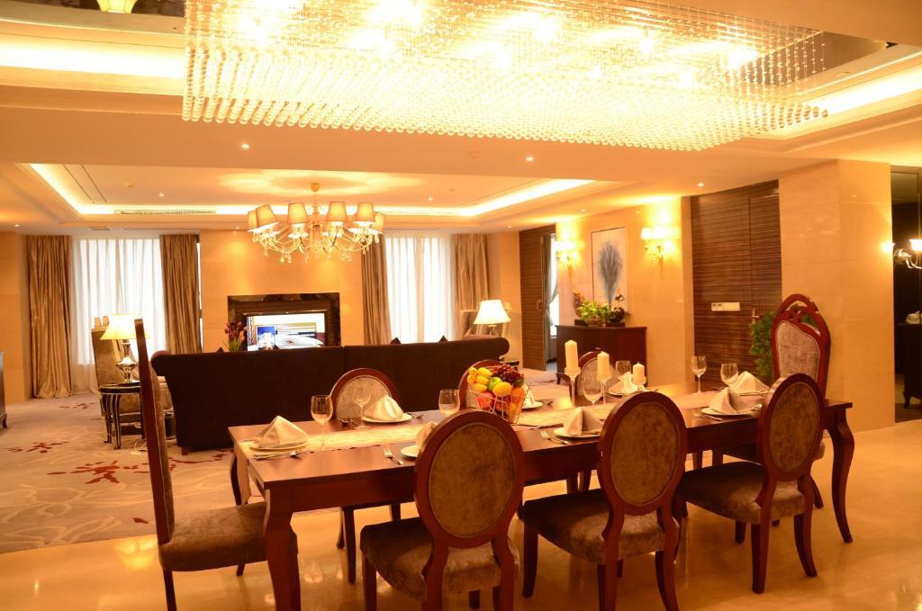 House International Hotel Τσενγκντού Εξωτερικό φωτογραφία